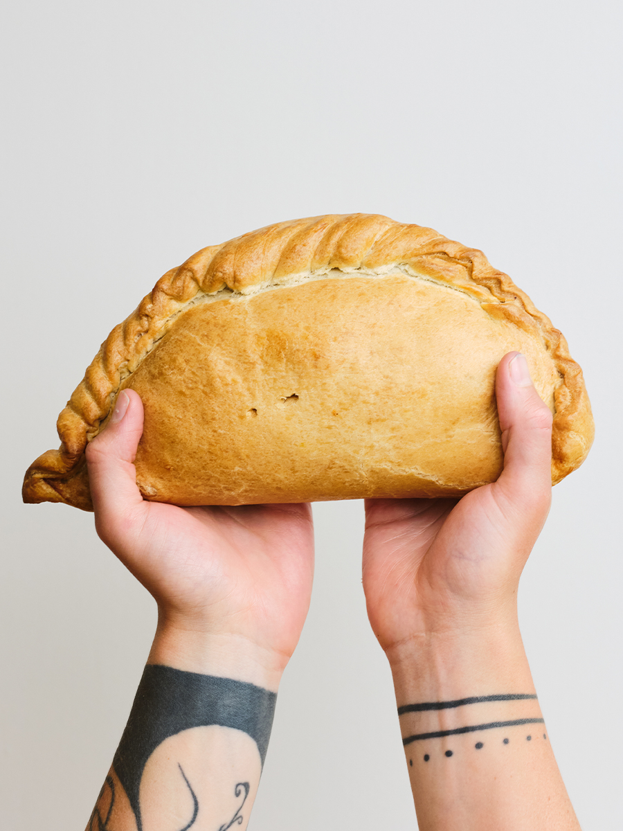 The Cornish Oven Shortcrust XXL Steak Pasty The Biggest Pasty In Cornwall